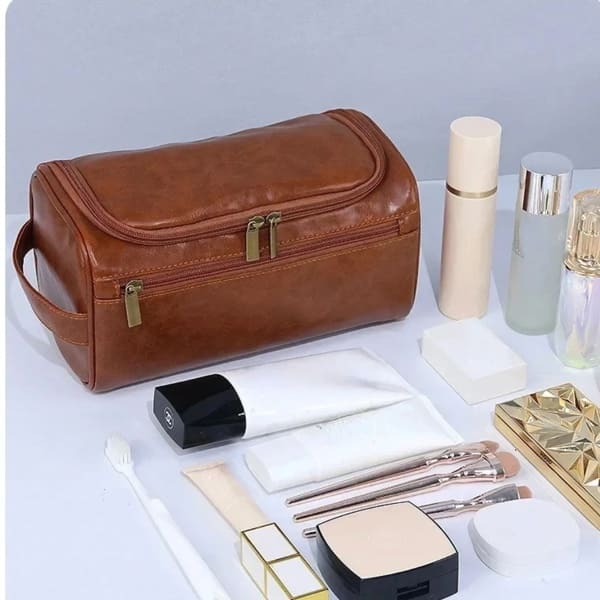 men's leather toiletries bag show -min